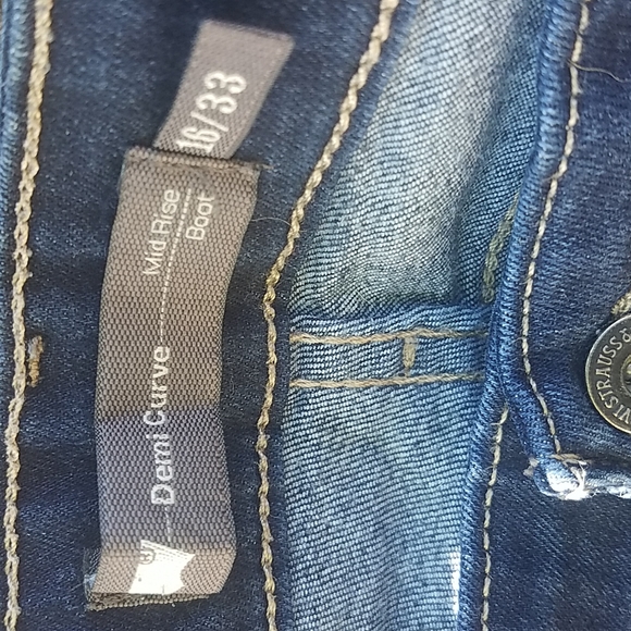 Levi's Demi Curve Mid Rise Boot Cut - Picture 4 of 6